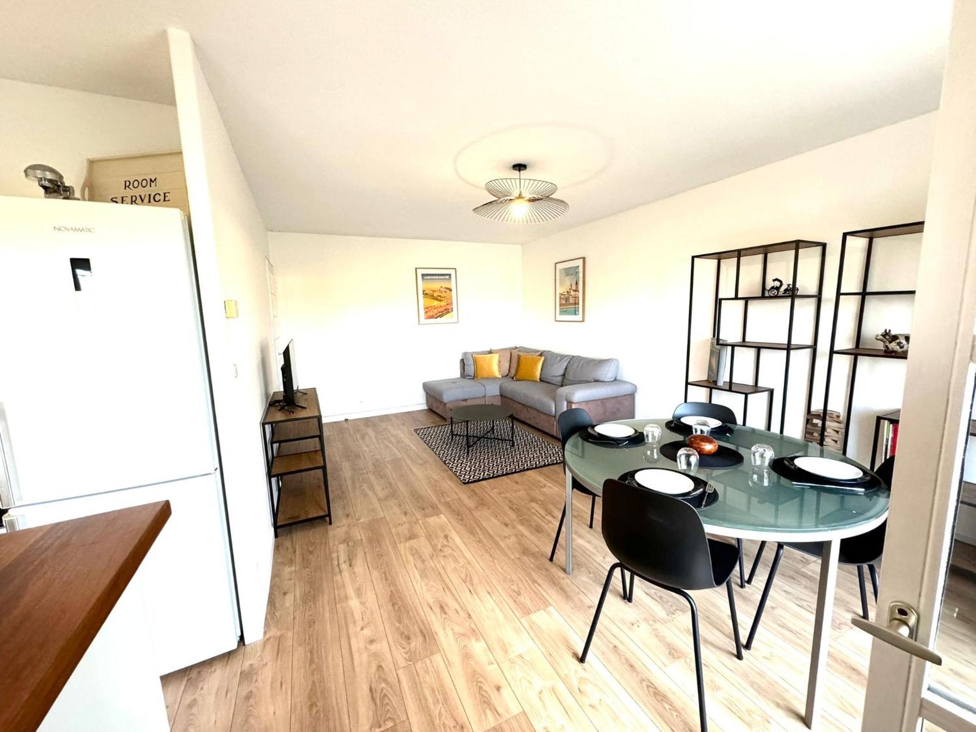 Appartement Quai Saone - By Primo C0Nciergerie Tournus Exterior foto